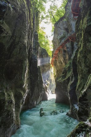 Visit  Gorges du Fier